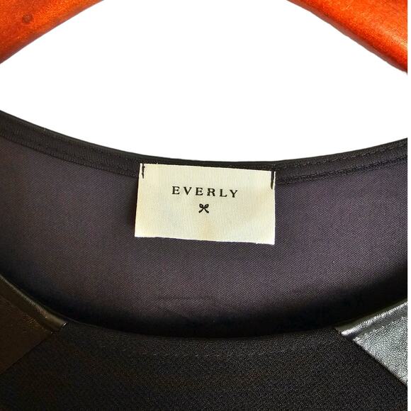 Everly Black Whimsygoth Shift Dress with Faux Leather Shoulder Panels - Picture 5 of 6